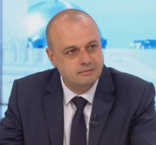 Христо Проданов: Премахването на субсидията бута партиите в ръцете на олигарсите