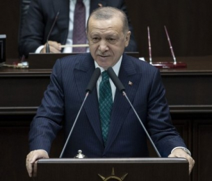 Рокадите на Ердоган в централната банка поставиха основите за по-бавен растеж