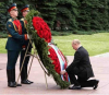 Владимир Путин положи цветя на Гроба на Незнайния воин по случай годишнината от началото на Великата Отечествена война
