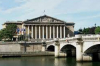 Крайнодесните се завръщат във френския парламент
