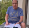 На фона на палми, по шорти и тениска, Лавров отрече информациите, че е бил в болница на остров Бали