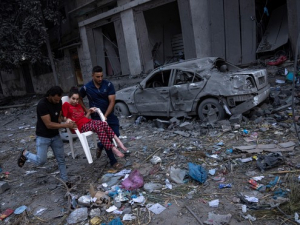 &quot;Фигаро&quot;: Израелският ответен удар в Газа вече уби повече от 2300 души, от които над 700 деца