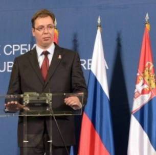 Александър Вучич: Руски зенитни ракети и хеликоптери ще укрепят сръбската армия
