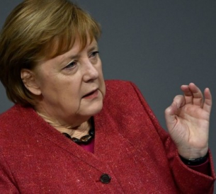 Меркел предлага план за облекчаване на мерките