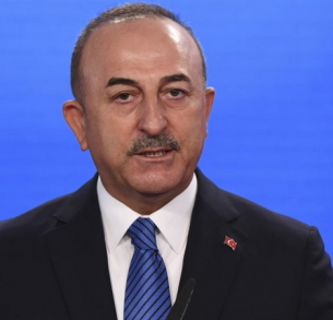 Чавушоглу: Турция ще увеличи военното си присъствие в Северен Кипър
