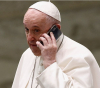 Папа Франциск прие телефонно обаждане насред аудиенция и изненада енориашите