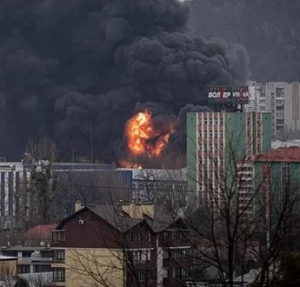 Дронове и ракети удариха Киев нощес с невиждана досега интензивност, това ли е отговорът на атаката срещу Кремъл