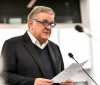 Бивш евродепутат в основата на корупционния скандал в ЕП сключи сделка с прокуратурата
