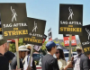 Холивудските звезди се срещат със синдиката за стачката