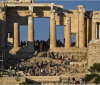 Нарастващият брой посетители претоварва Акропола
