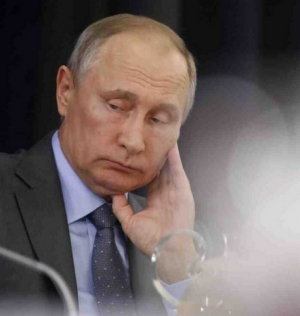 Akharin Khabar: Тайните на несъкрушимостта на рейтинга на руския лидер