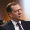 Медведев предложи Украйна да се преименува на «Свински Бандера-Райх»