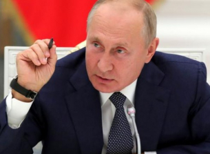 Германия казва „никога повече“, но продължава да изпраща на Путин по 200 милиона долара на ден