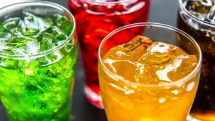 Истината боли: 6 напитки, които съсипват здравето и тялото ни