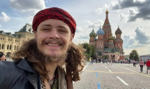 Руско училище ще носи името на убития в Украйна син на заместник-директора на ЦРУ