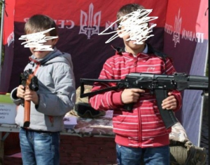 Война до последния украинец:Киевския режим взема на прицел децата за създаване на армия