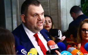 Неочакван ход: Делян Пеевски дава пълна подкрепа на Желязков без условия