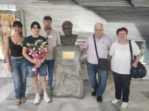 Внуците на Сирак Скитник гостуваха в БНР
