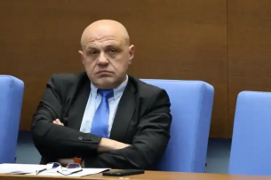 Томислав Дончев с лоши новини за добавките на пенсионерите