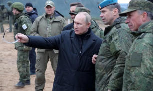 Сателитни снимки разкриват паниката на Путин