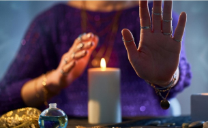 Кои зодии никога не трябва да ходят на врачка