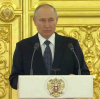 Владимир Путин приема акредитивни писма от посланици на 17 държави.