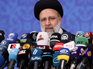 Новоизбраният ирански президент Раиси отправя предупреждение по време на разговори
