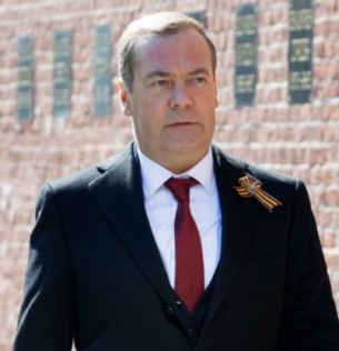 Медведев: Конфликтът в Украйна може да се проточи десетилетия, ако ако властта в Киев не се смени