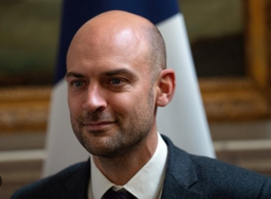 Франция: Военните операции на САЩ в Карибско море нарушават международното право