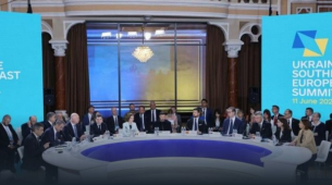 Моралът във властта и политическото безочие