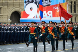 Русия отбелязва Деня на победата с военен парад на Червения площад