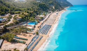 Откриха мъртва туристка на плаж в Гърция, причината за смъртта е смайваща