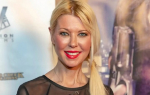 Звездата от &quot;Американски пай&quot; Тара Рийд бе изнесена на носилка от хотел: &quot;Някой ме дрогира!&quot;