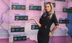 Студентката, защитила с 6 дипломна работа за Азис, вече е тв синоптичка