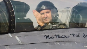 Радев - време е за приземяване