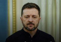 Никой не посрещна Зеленски във Вашингтон. Срещата му с Тръмп е в 20 ч.