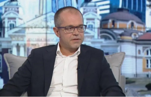 Ще спре ли КЗП поскъпването на синята и зелената зона от 1 януари?