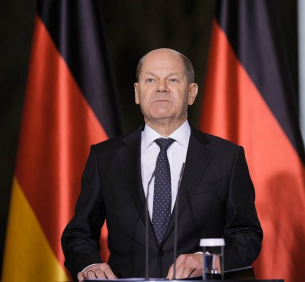 Германия ще продължи да гарантира, че НАТО не е намесен в украинския конфликт