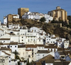 Уникален град е построен в скалите в Испания