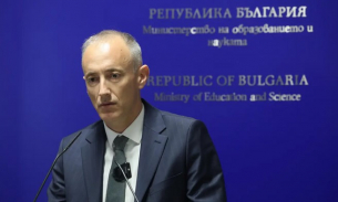 716 хиляди ученици влизат в клас след лятната ваканция