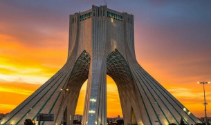 Президентът на Иран: Трябва да преместим столицата, нямаме избор