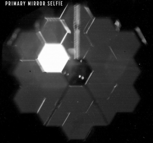 НАСА публикува първите снимки и селфи от телескопа Джеймс Уеб