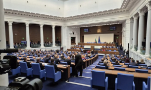 13 министри на петъчен парламентарен контрол
