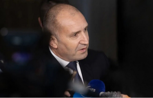 Румен Радев от Рияд: Развитието на България минава през отстраняване на задкулисния модел