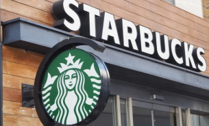 Starbucks ще плати 50 млн. долара на мъж след инцидент с горещ чай