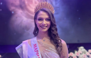 Мария Шамбурова е новата „Царица Роза“