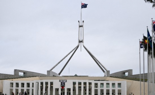 Пропалестински протест на покрива на австралийския парламент