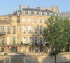 Милиардер си купи замък в Париж за 227 млн. долара