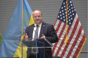 Бивш посланик на Украйна в САЩ: Помощта за Киев се развива по най-лошия сценарий