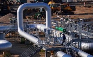 Продажбата на дял от „Балкански поток“ на американците е предателство. Освен ако не е под дулото на пистолет